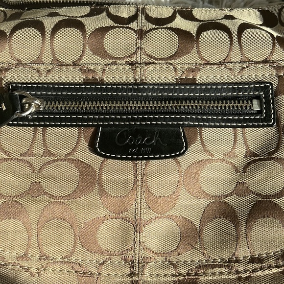 Stunning Coach Signature Beige and Brown Canvas and Leather Hobo Boat Bag - Picture 14 of 14